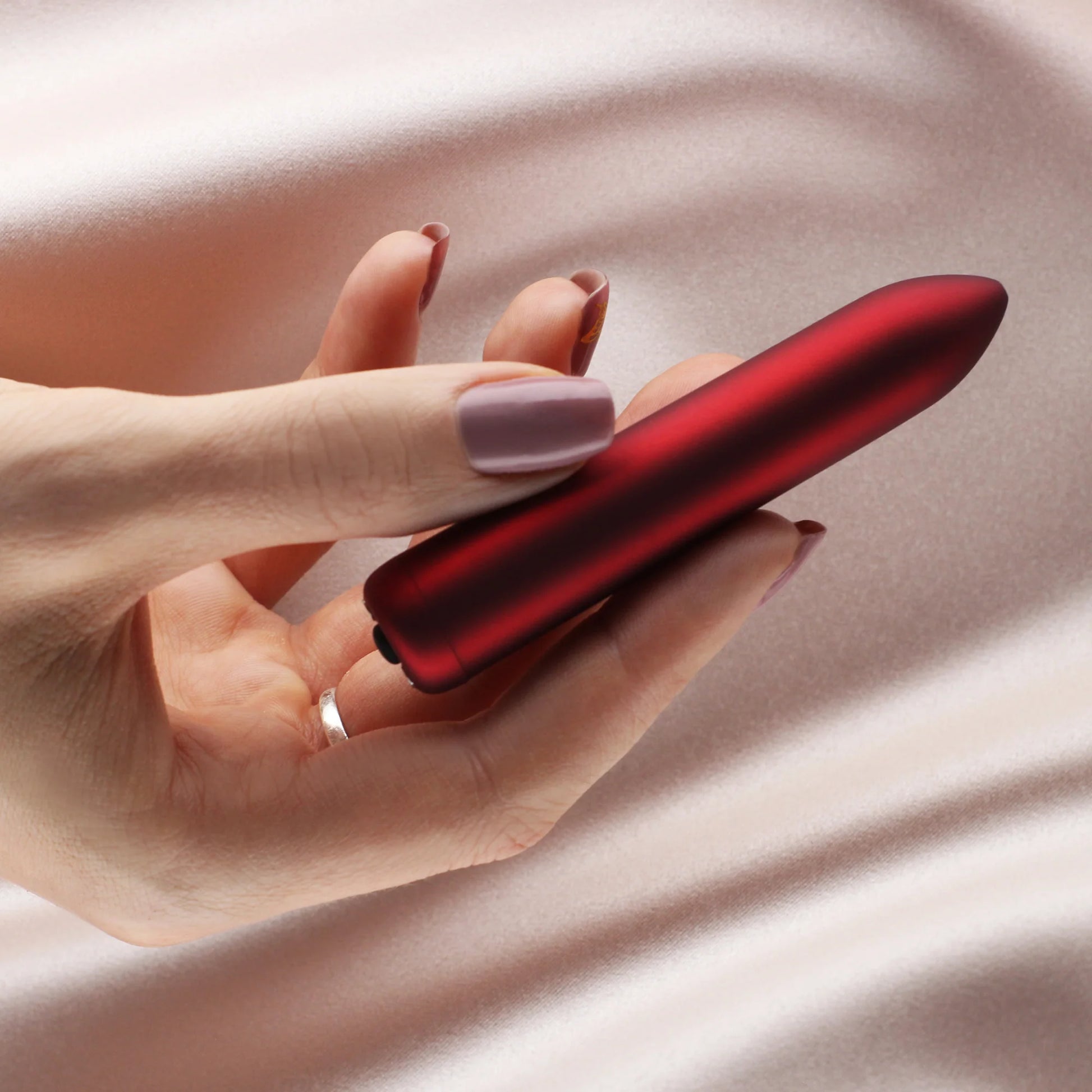 Nina - 16 modes Bullet Vibrator Red The Pride Store Nina - 16 modes Bullet Vibrator Red The Pride Store